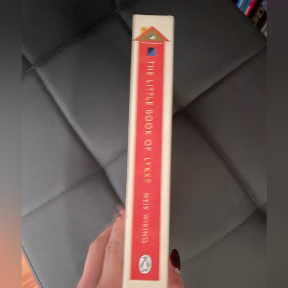 The Little Book of Lykke by Mei Wiking - Picture 4 of 4